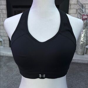 Under Armour Women's Sleek Black Sports Bra